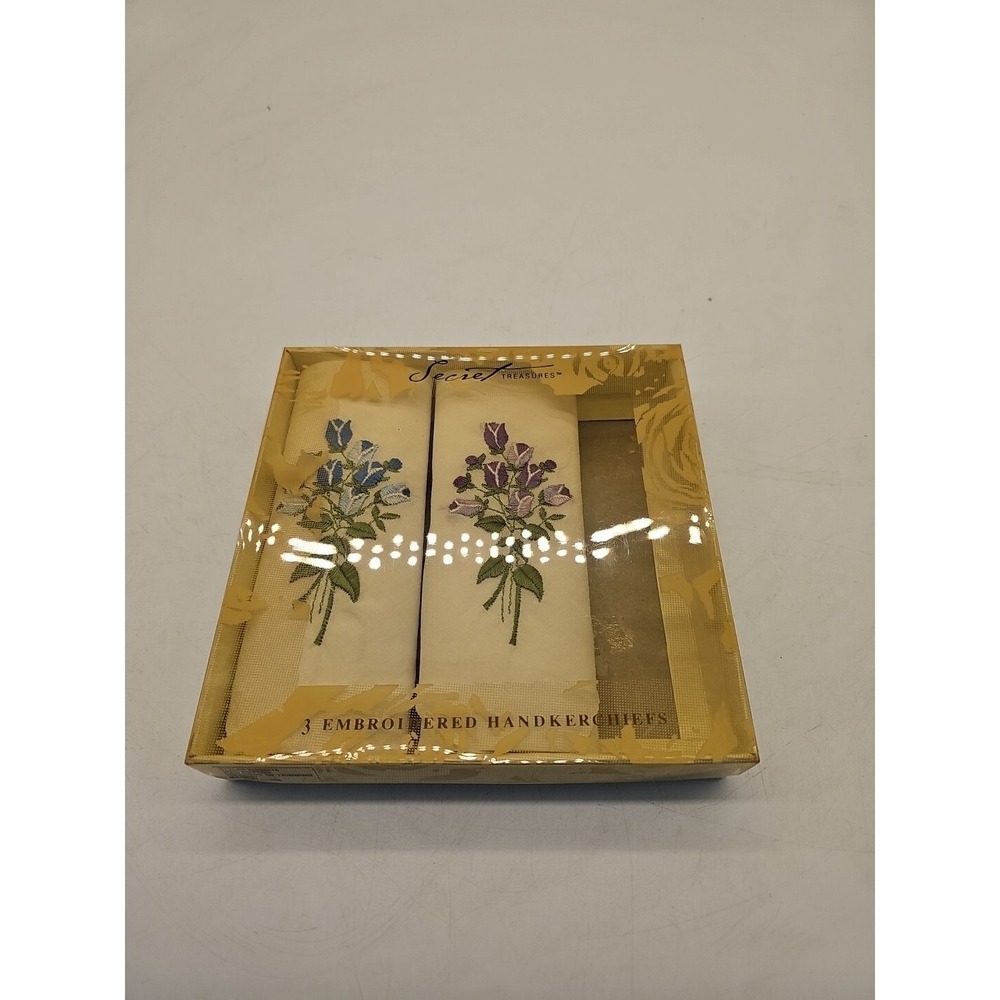 Vintage Handkerchiefs 100% Cotton MCM lot of 2 Hankies Embroidered Roses NEW
